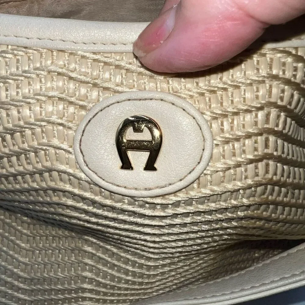 Etienne Aigner Vintage Cream Basket Weave Straw Handbag Neutral Purse